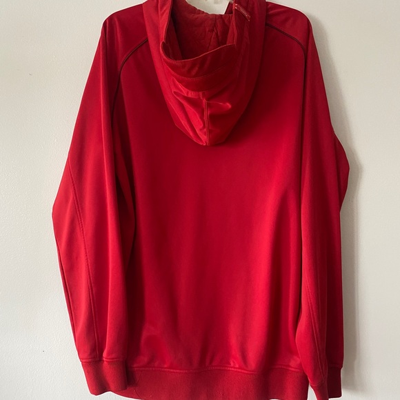 Retro Lrg full zipper red track jacket. - Picture 2 of 10